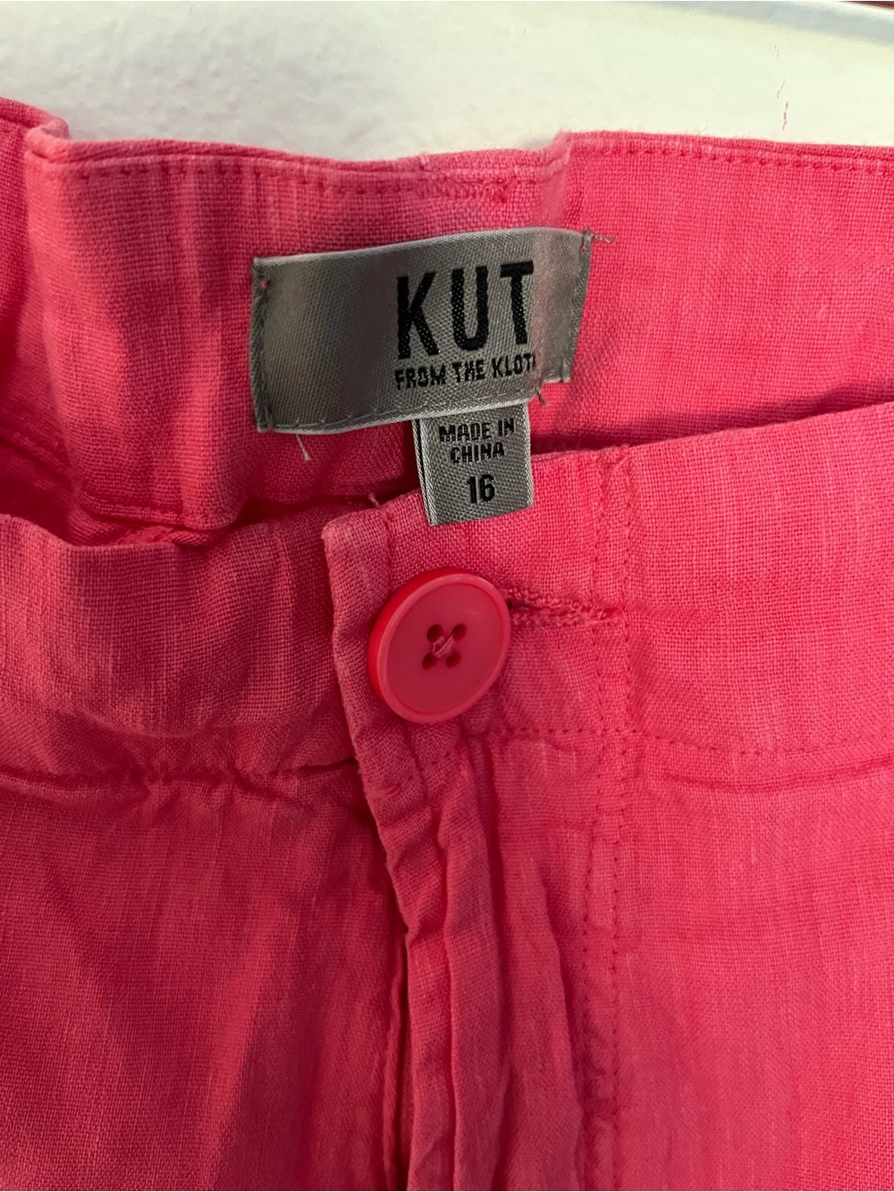 Kut from the Kloth Girls' Coral Pink Button-Front Shorts